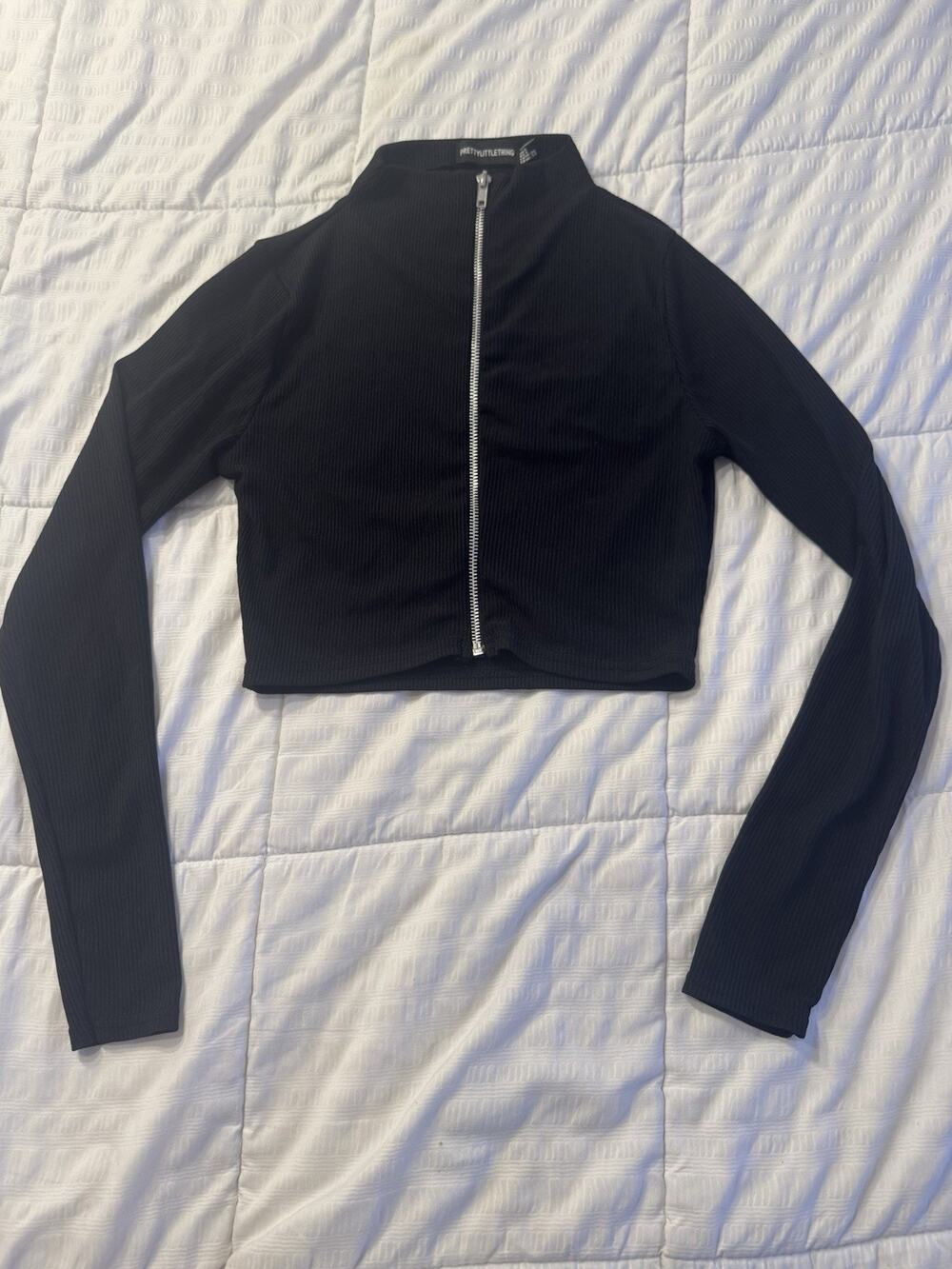 Pretty Little Thing Crop Top Black Ribbed Zipper High Neck Goth Grunge Y2k